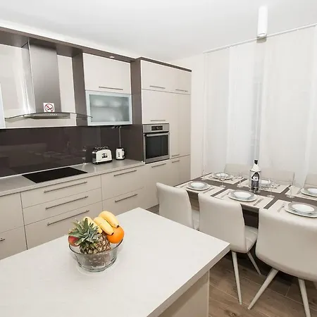 Apartament Lct Laura