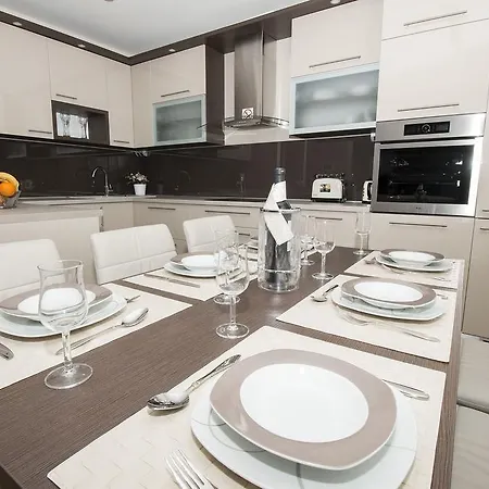 Apartment Lct Laura *